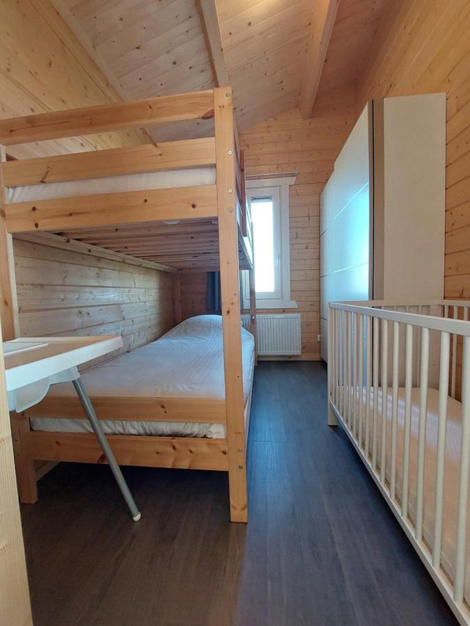 Vakantiehuisje Vlakbij Leeuwarden, Swichumer Pleats Buitenkant foto